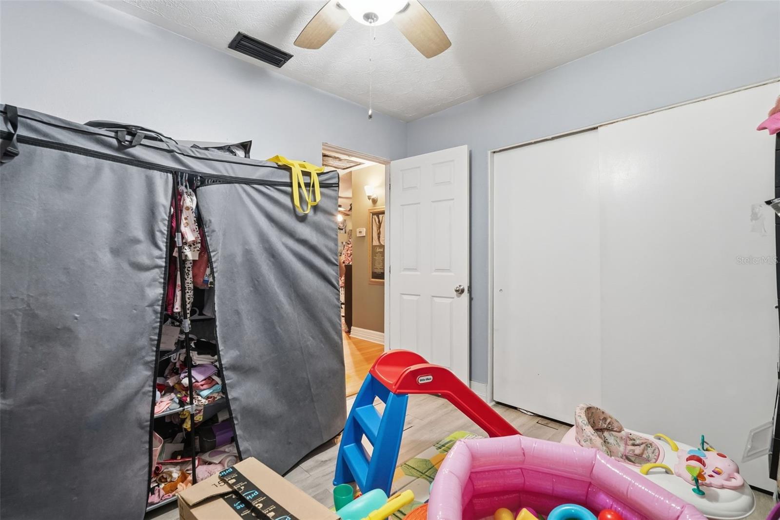 Listing Photo 22