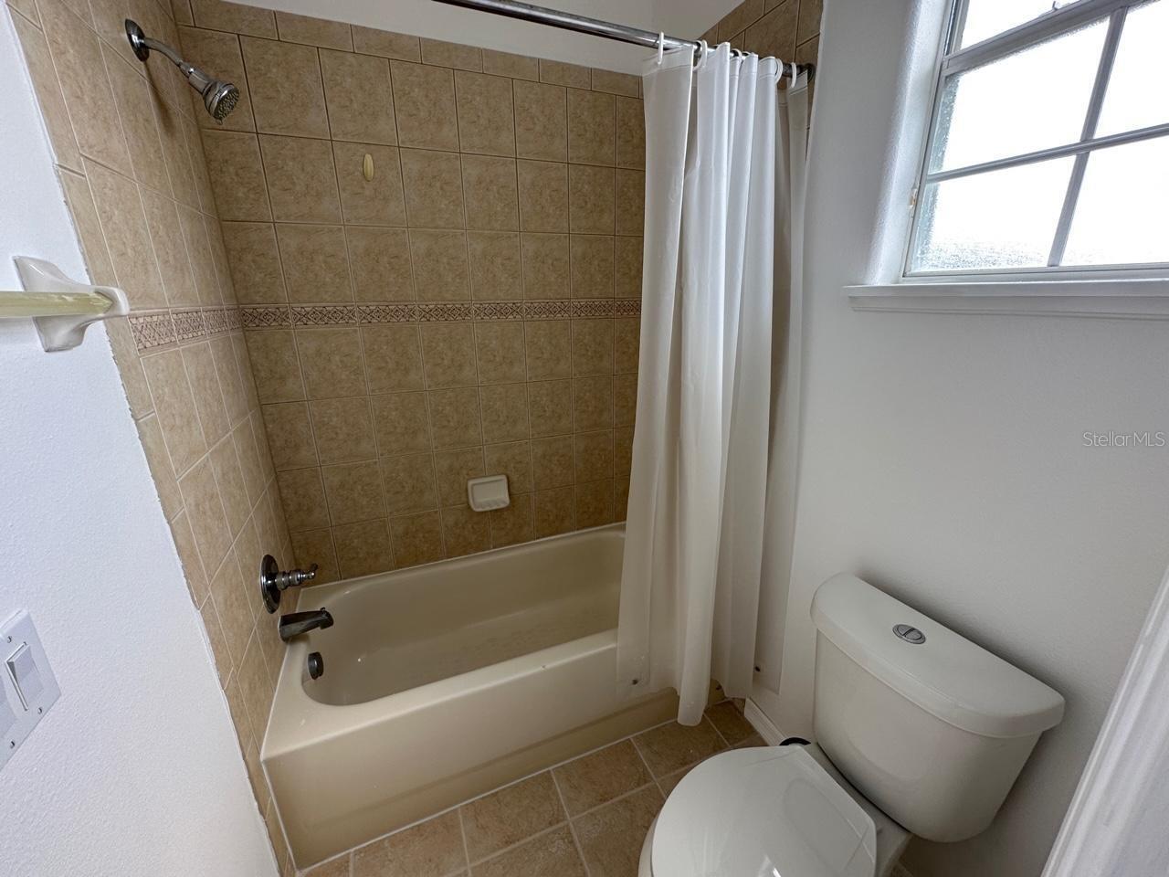 Listing Photo 14