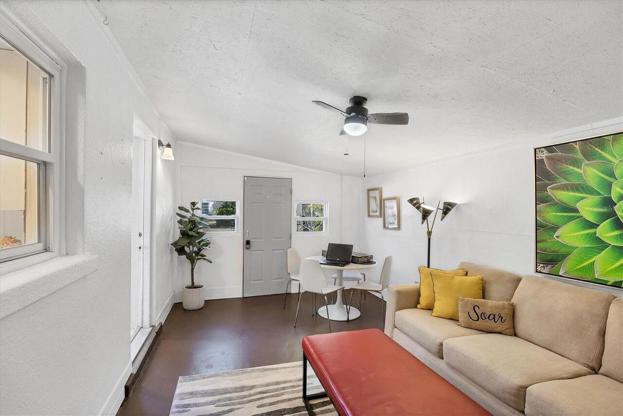Listing Photo 18
