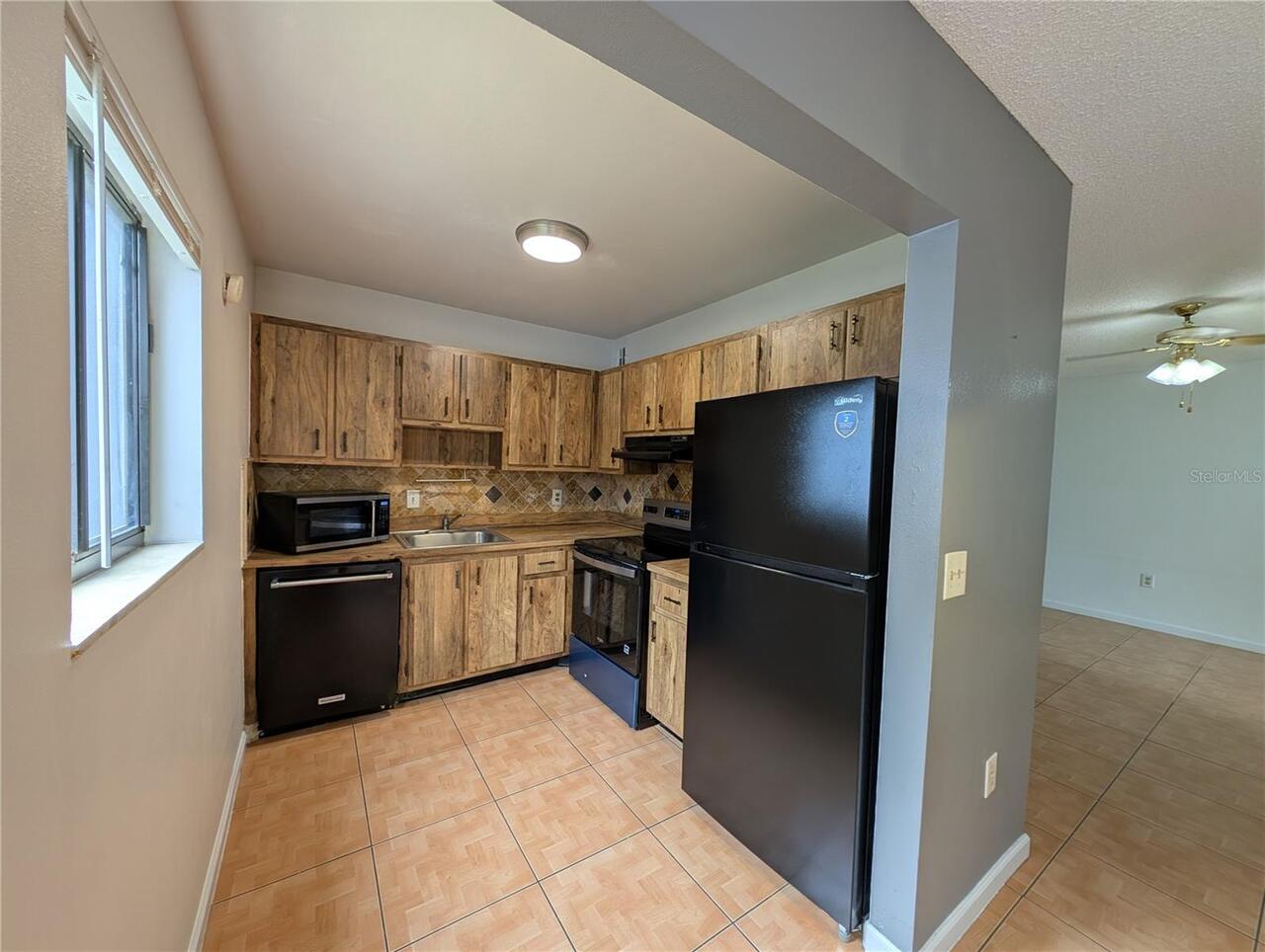 Listing Photo 14
