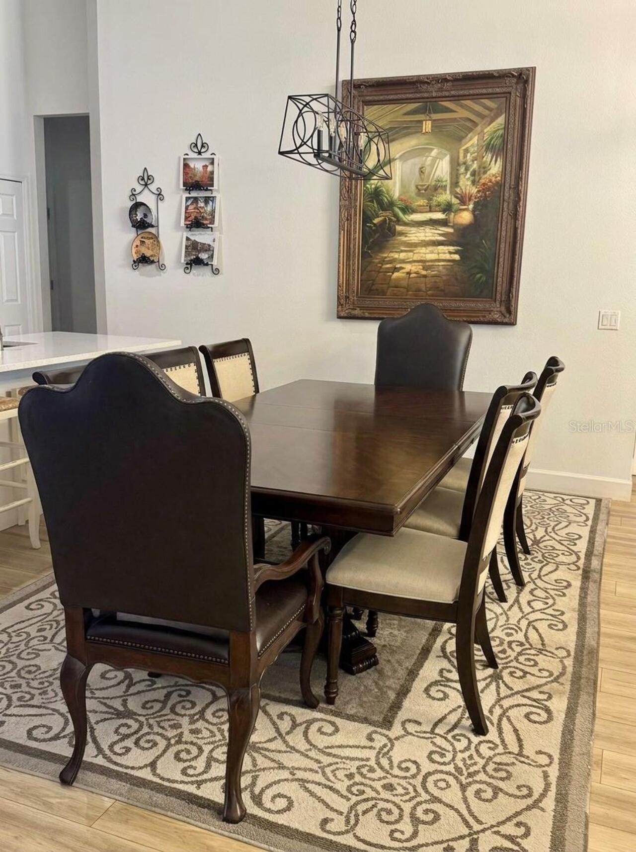Listing Photo 10