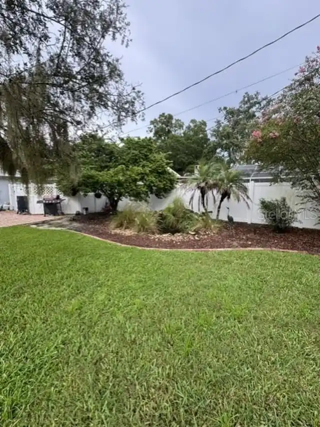 Listing Photo 8