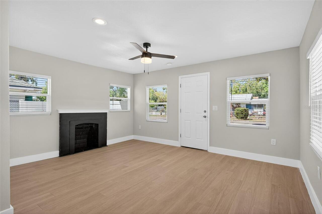 Listing Photo 6