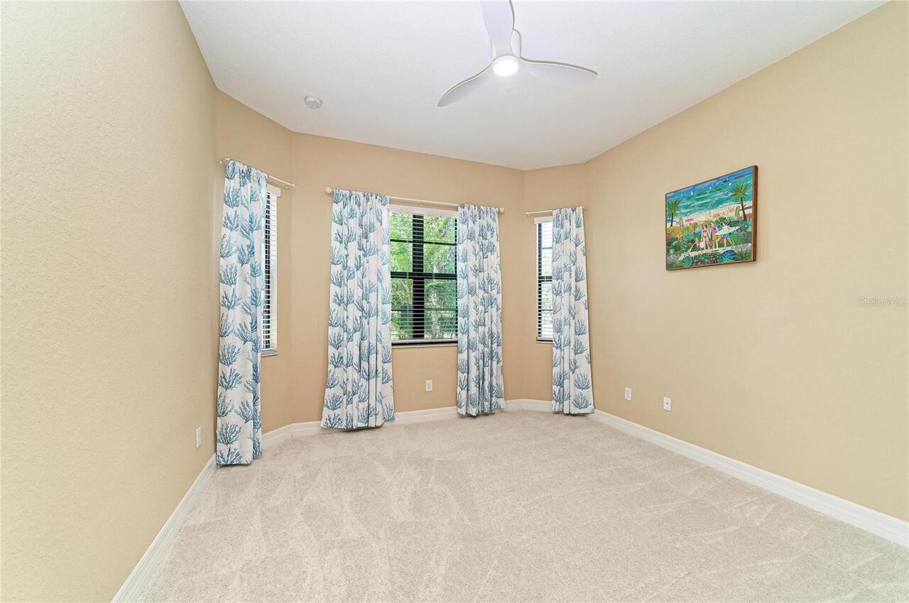 Listing Photo 36