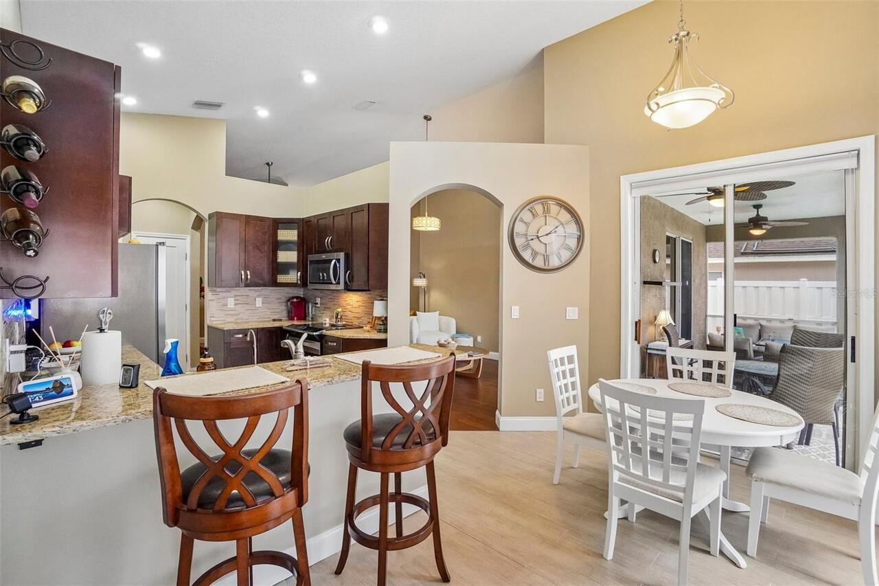 Listing Photo 8