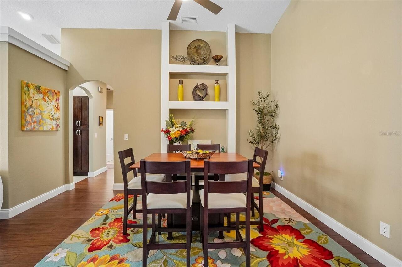 Listing Photo 11