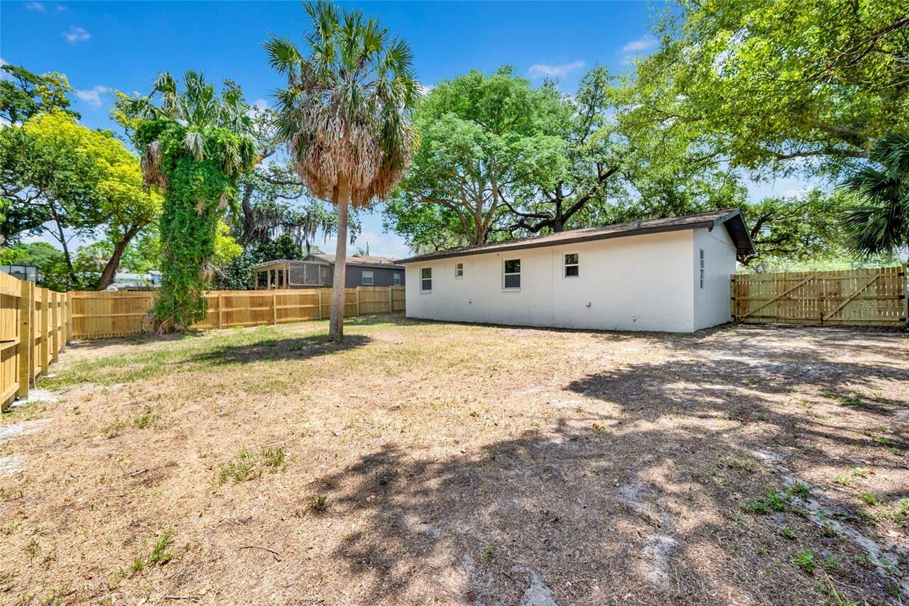 Listing Photo 7