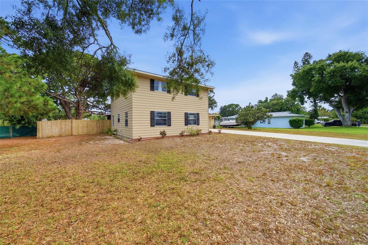 Listing Photo 33
