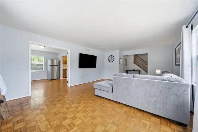 Listing Photo 6