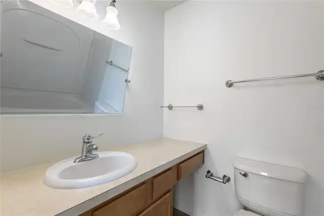 Listing Photo 15