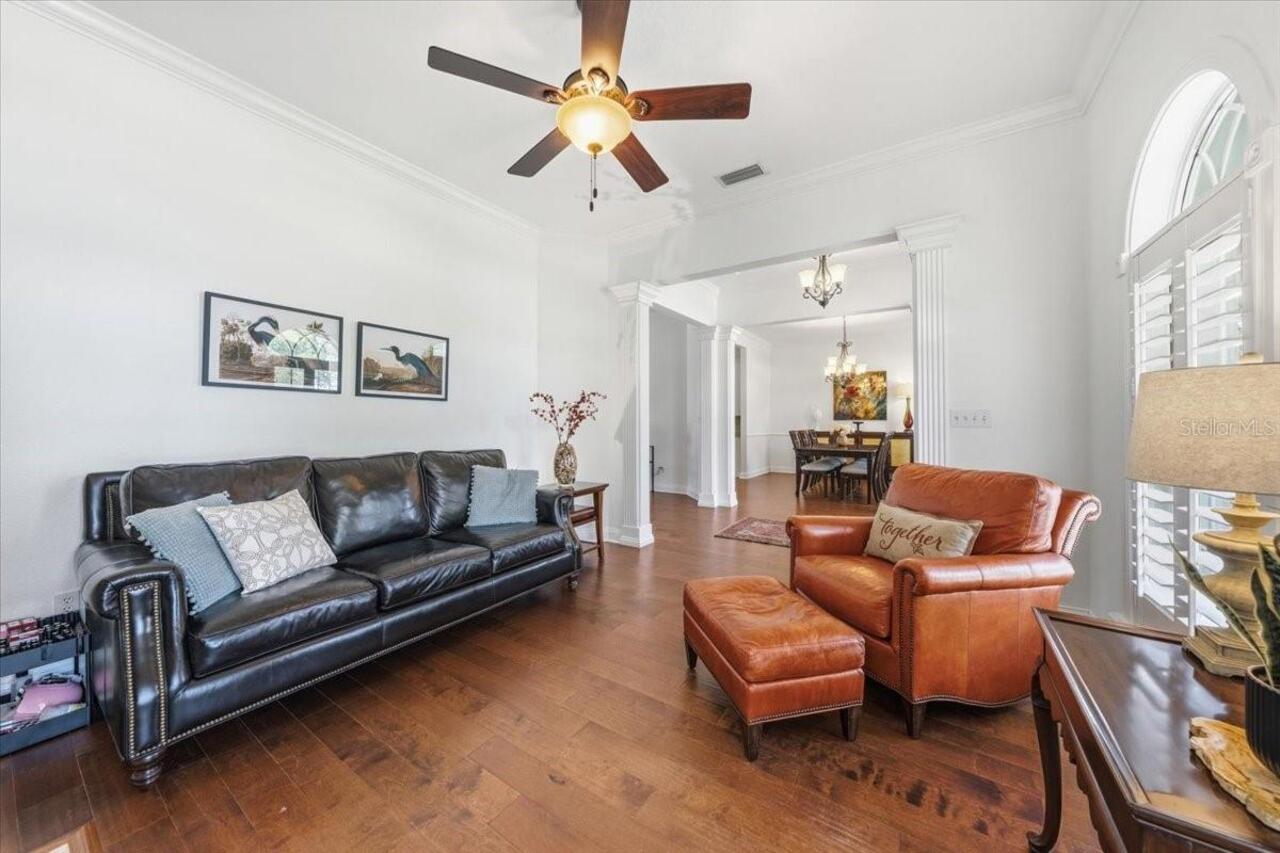 Listing Photo 10
