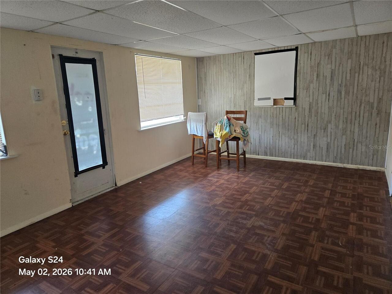 Listing Photo 9