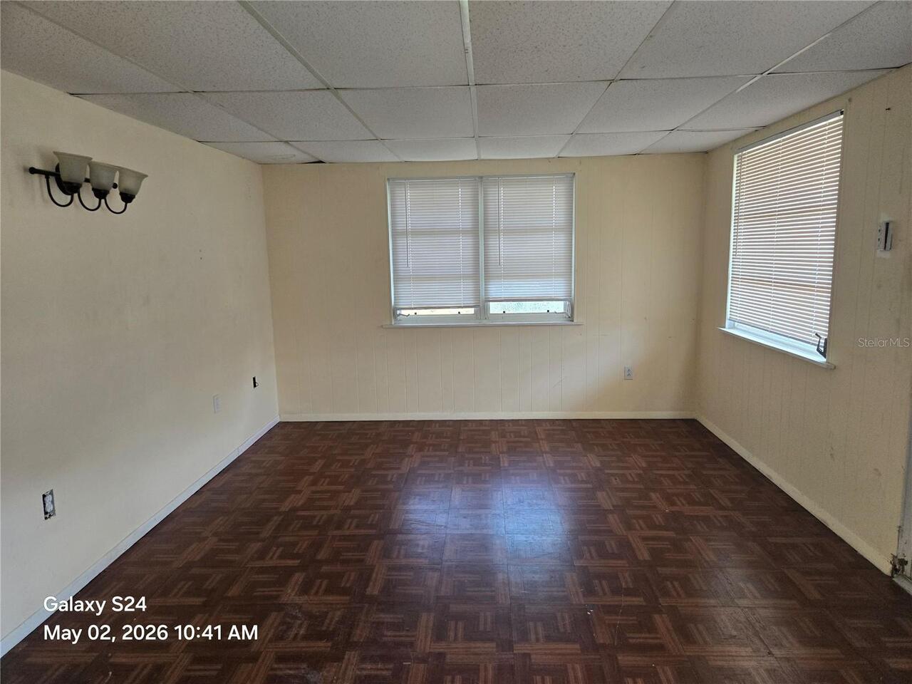 Listing Photo 12