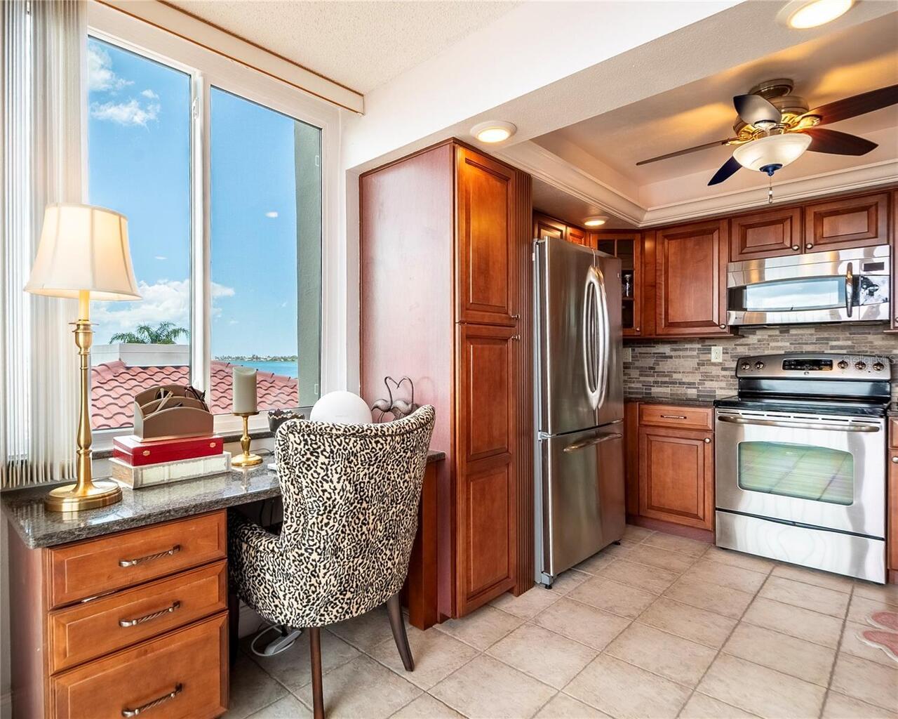 Listing Photo 17