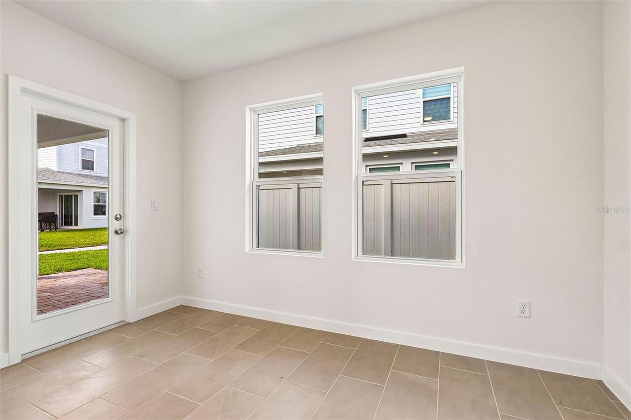 Listing Photo 17