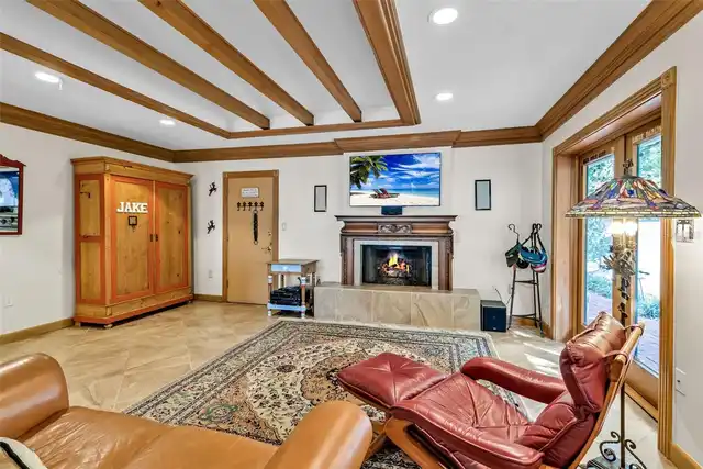 Listing Photo 32