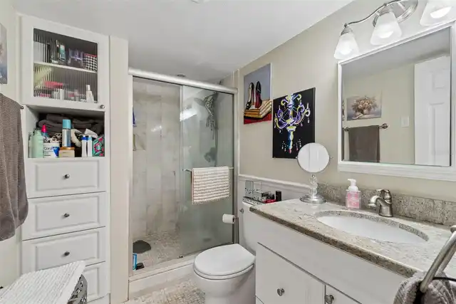 Listing Photo 18