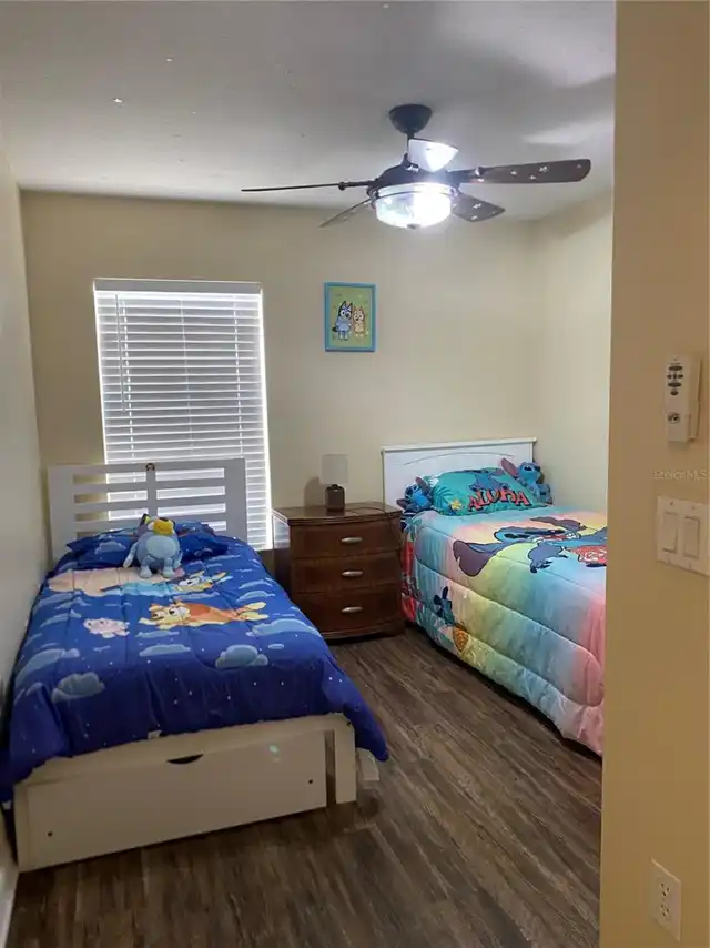 Listing Photo 8
