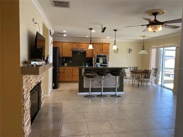 Listing Photo 14
