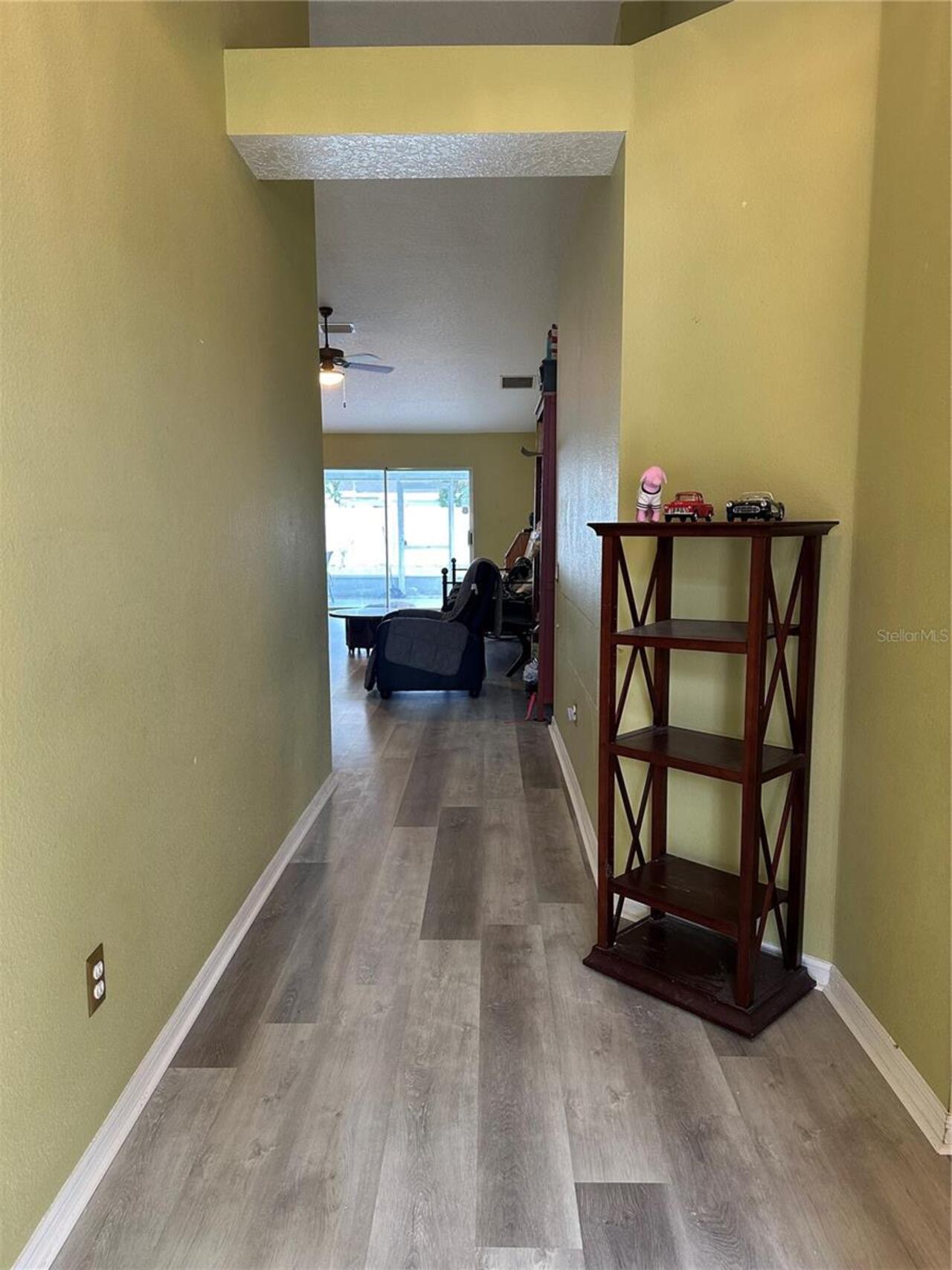 Listing Photo 11