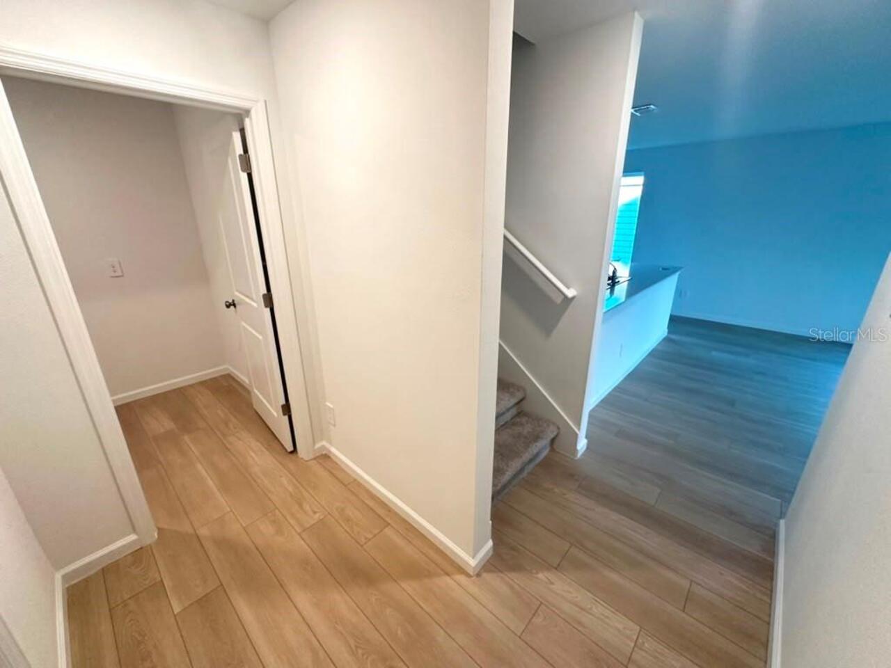 Listing Photo 11