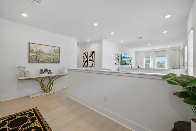 Listing Photo 15
