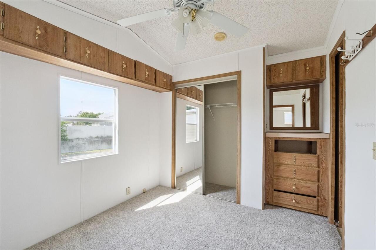 Listing Photo 9