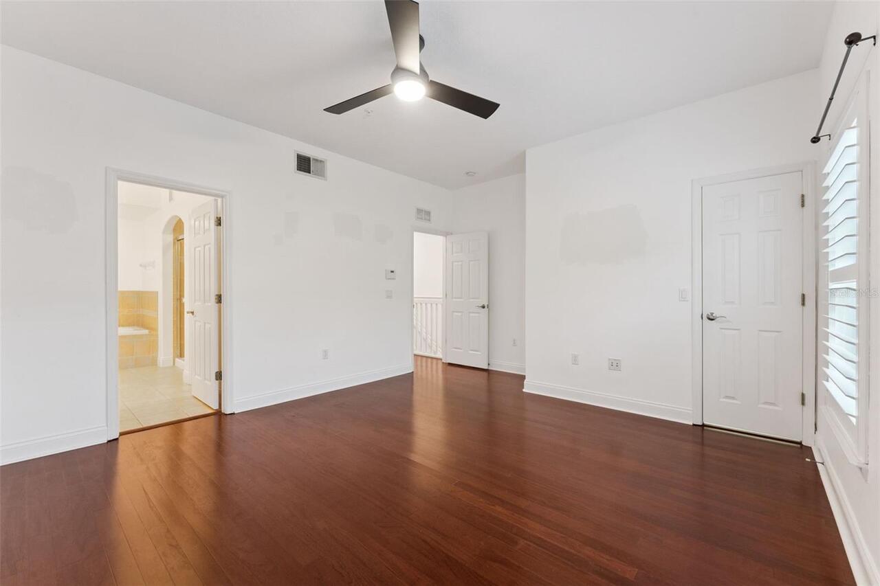 Listing Photo 32