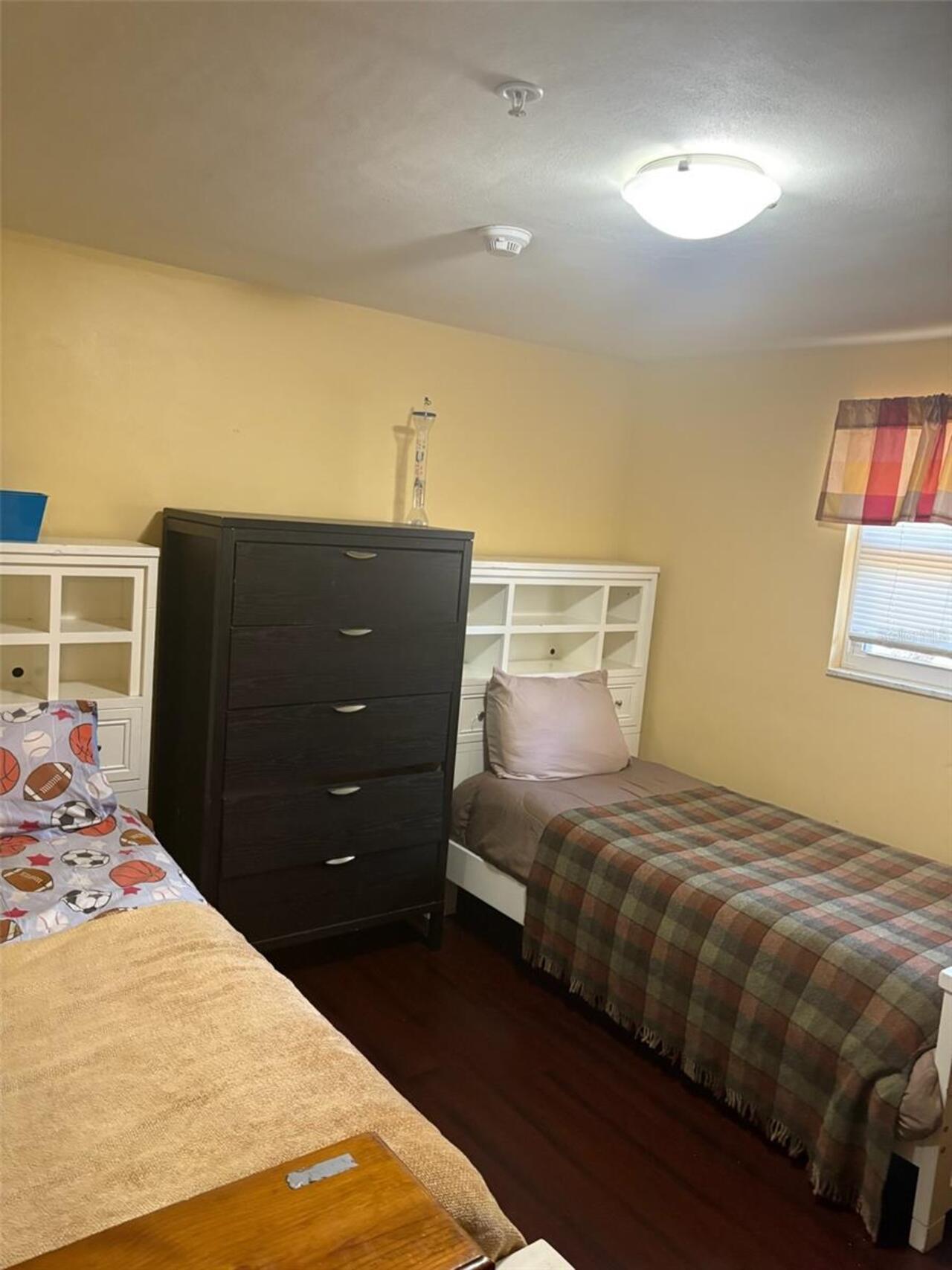 Listing Photo 10