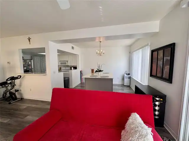 Listing Photo 7
