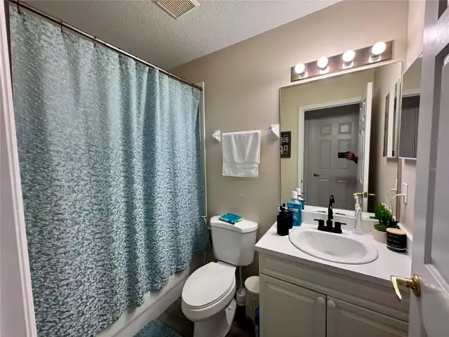 Listing Photo 20