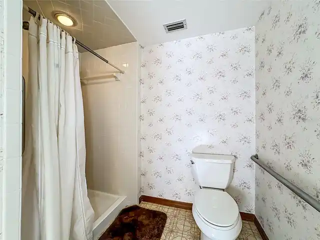 Listing Photo 32