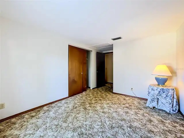 Listing Photo 34