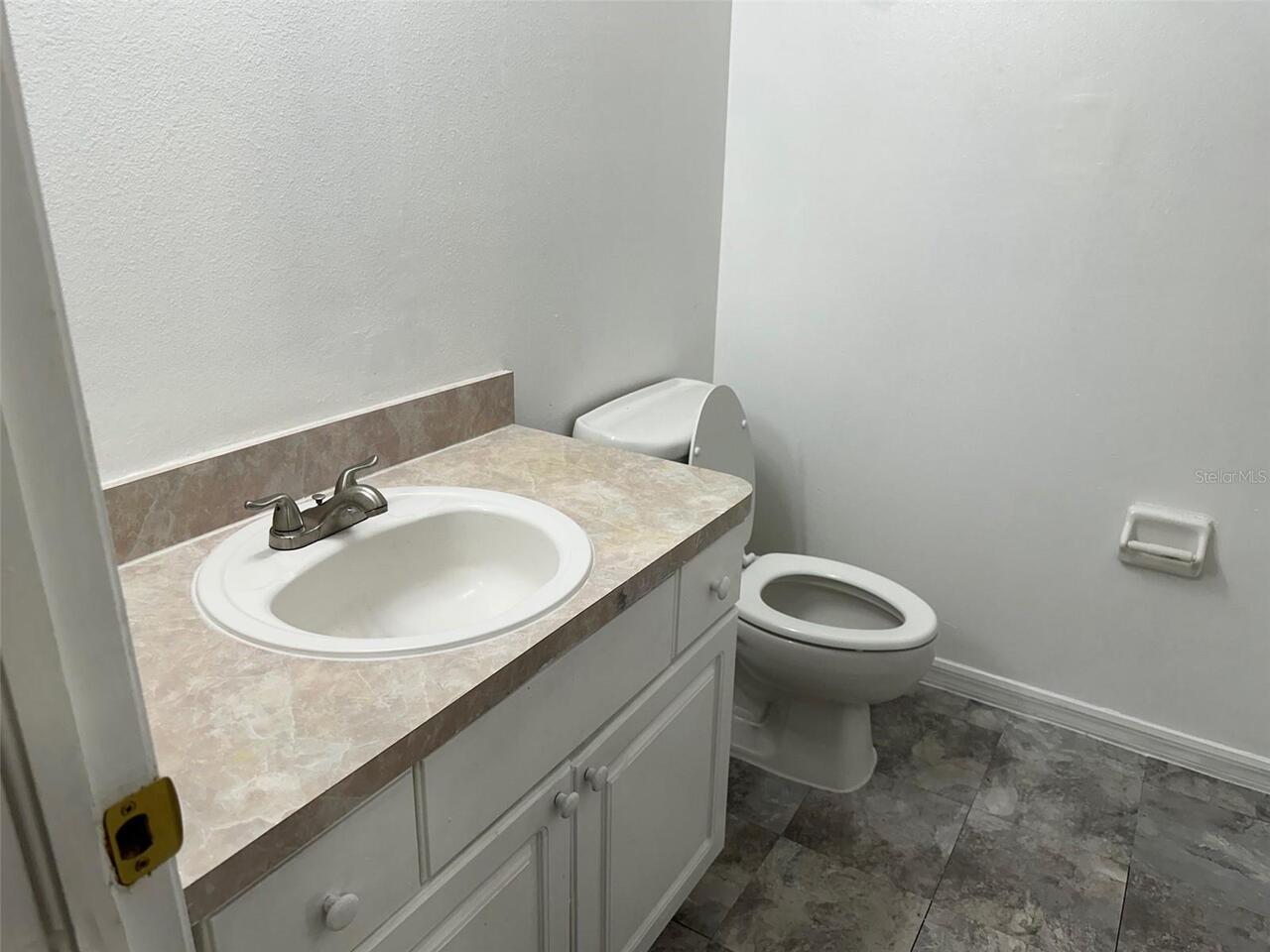 Listing Photo 10