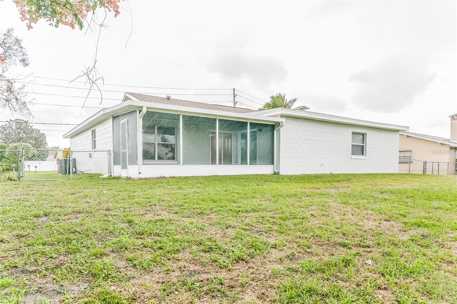 Listing Photo 14