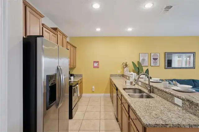 Listing Photo 11