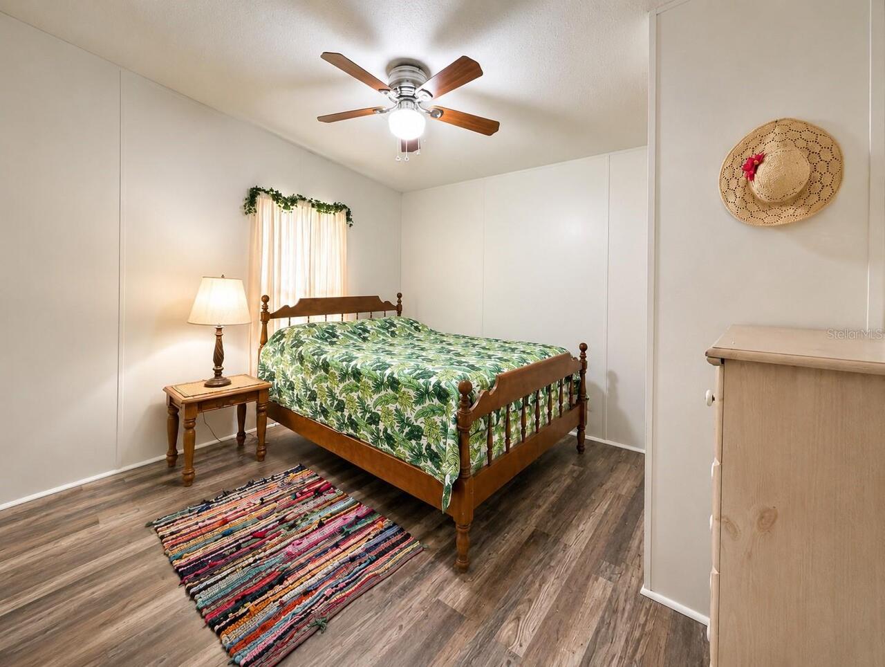 Listing Photo 17