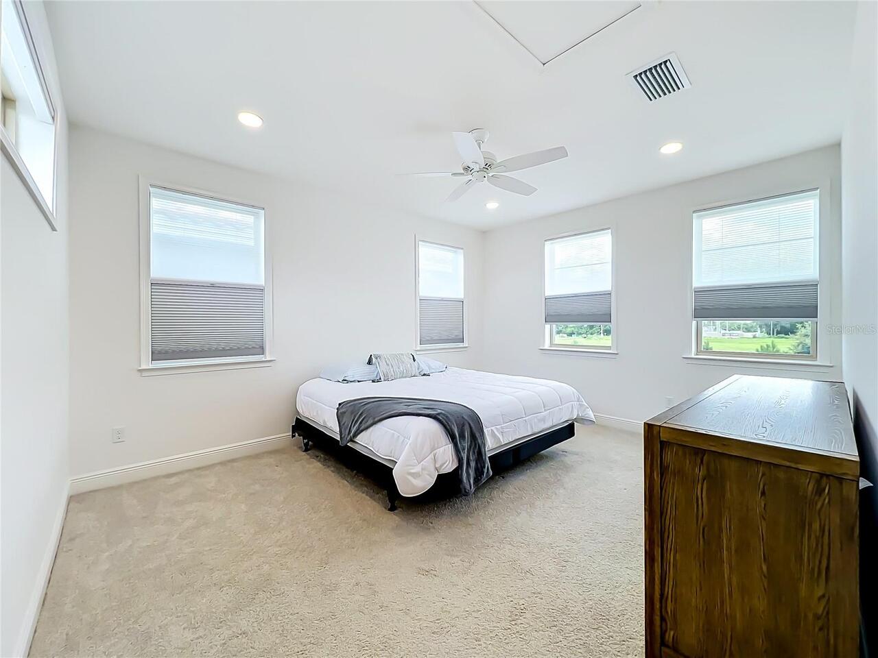 Listing Photo 38