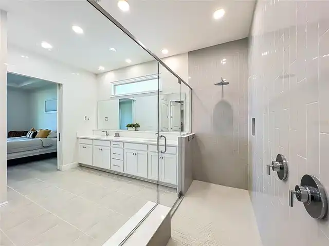 Listing Photo 32