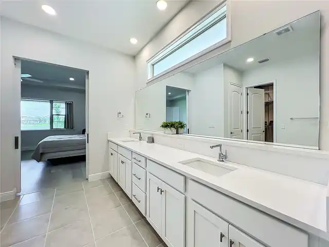 Listing Photo 33