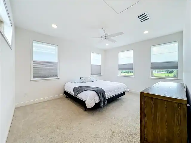Listing Photo 38