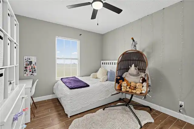 Listing Photo 18