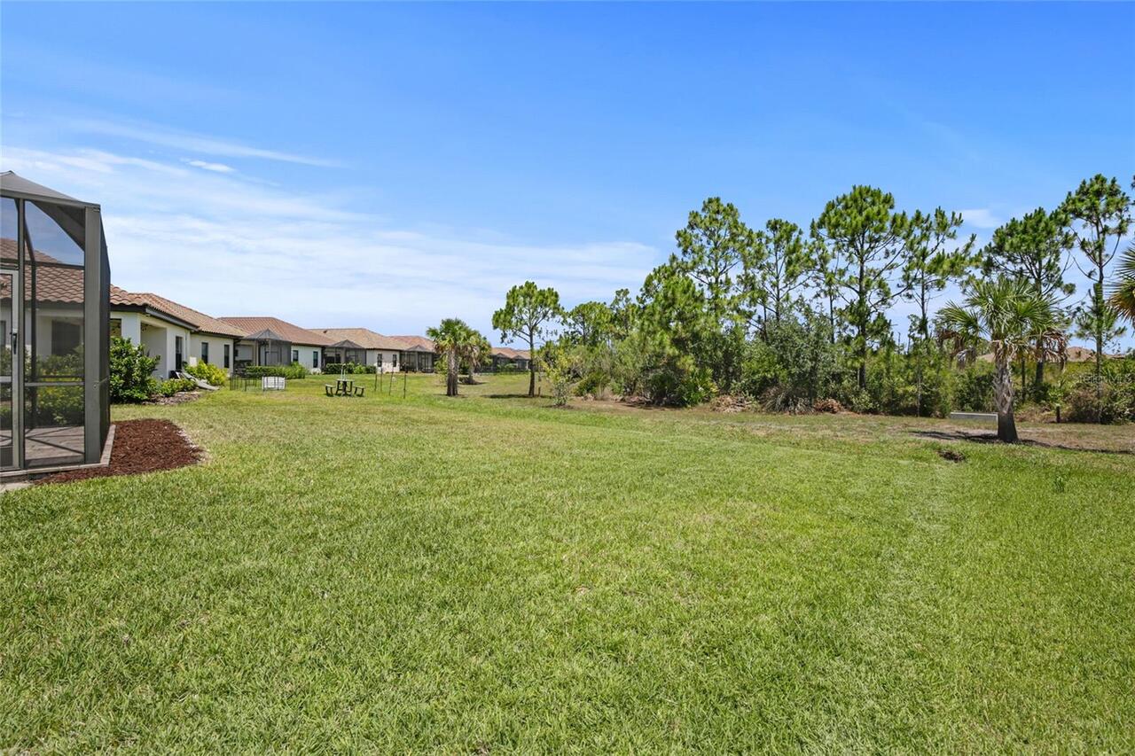 Listing Photo 33