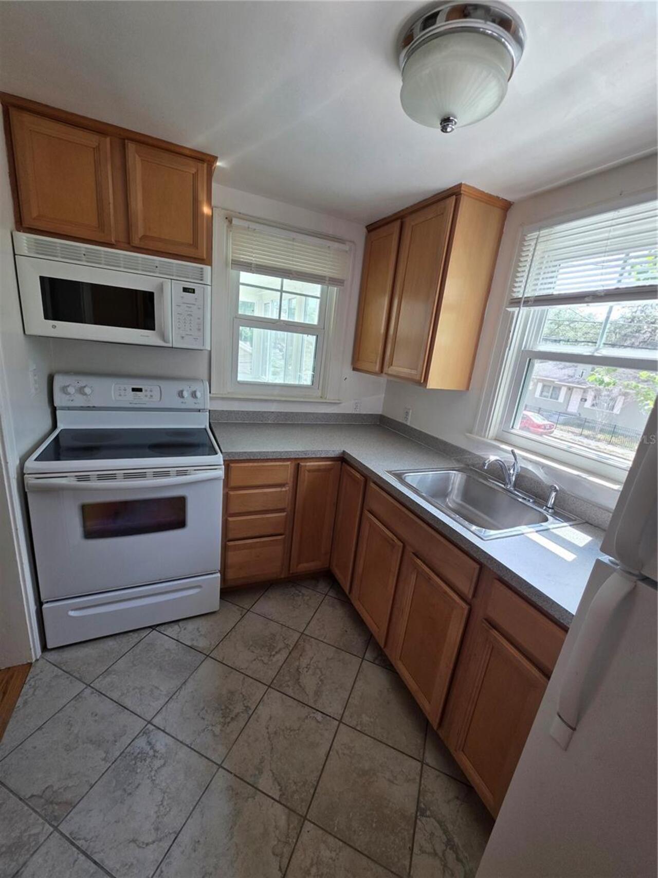 Listing Photo 14