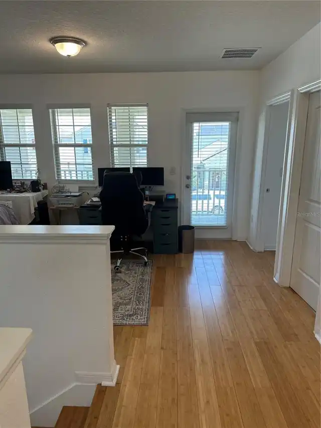 Listing Photo 14
