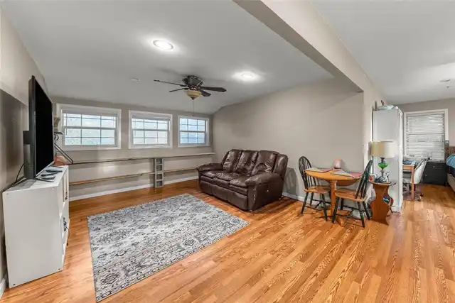 Listing Photo 73