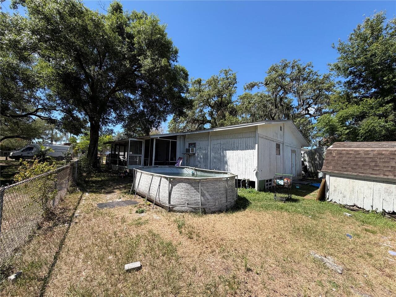 Listing Photo 10