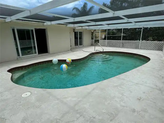 Listing Photo 25