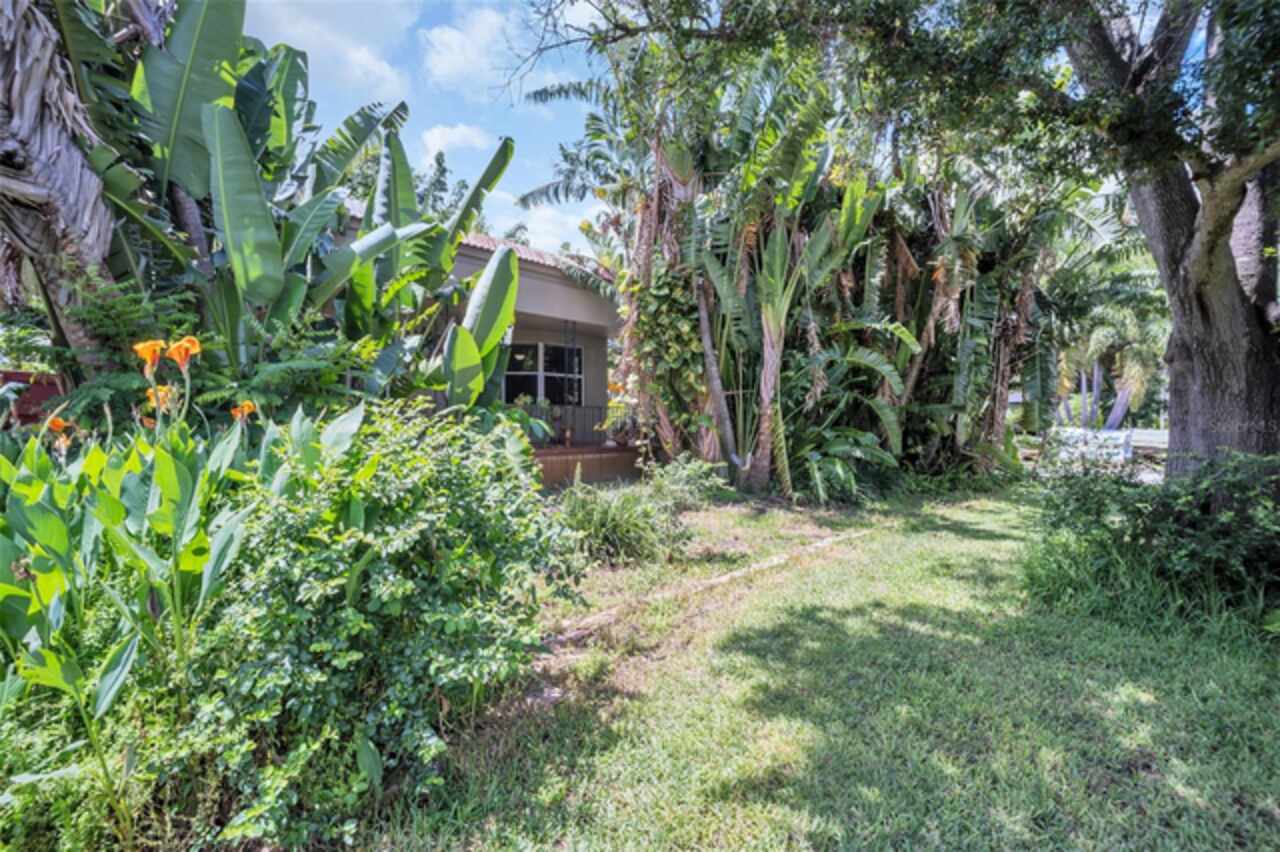 Listing Photo 11