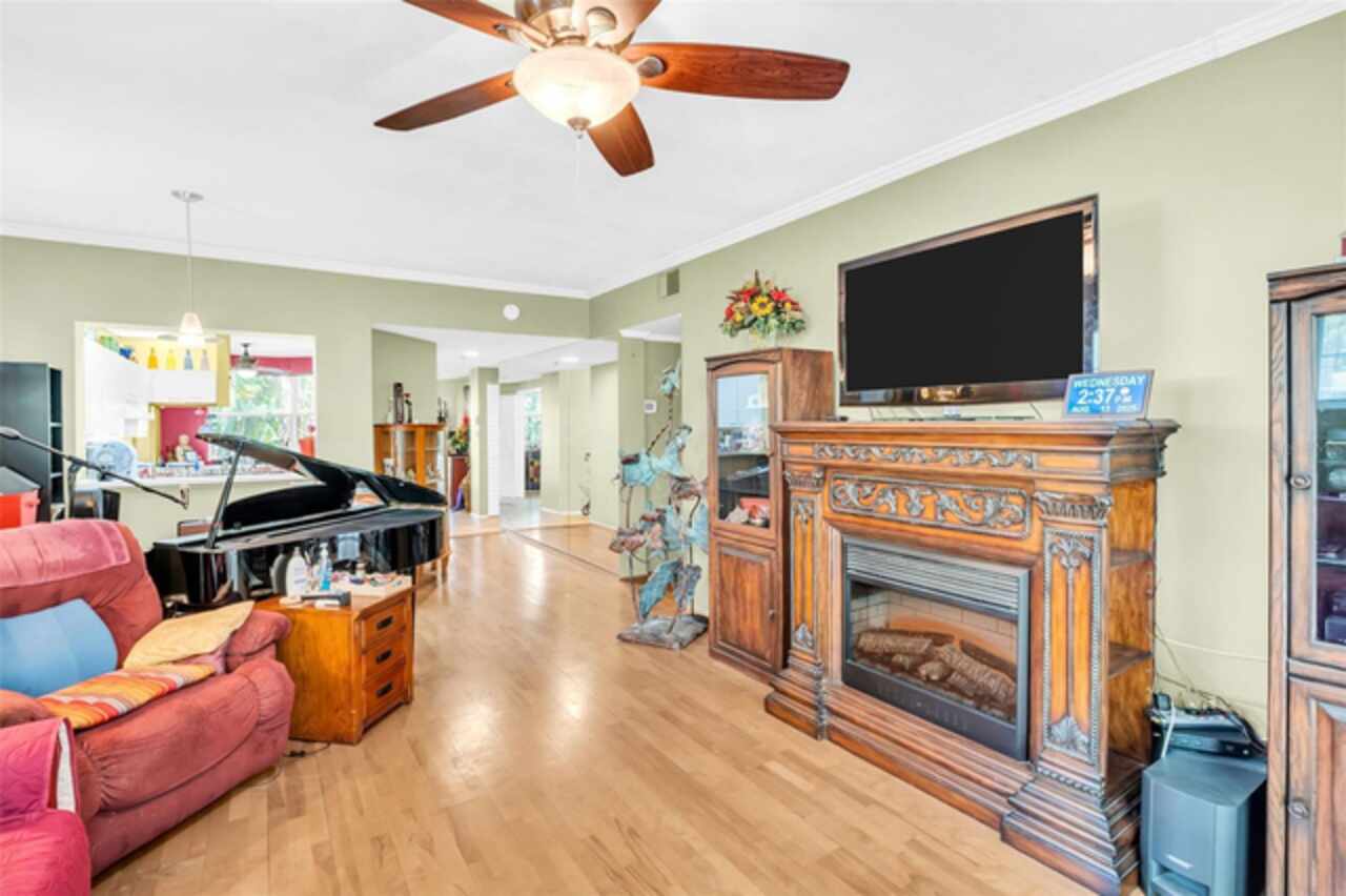 Listing Photo 15